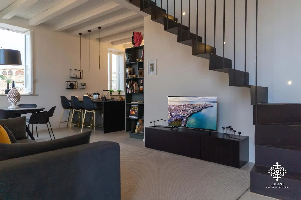 Suite Elios Ortigia Syracuse Italy