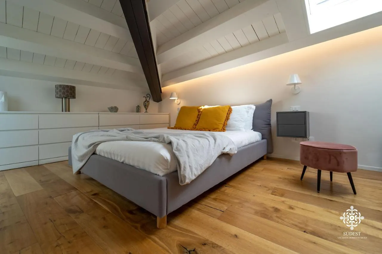 Suite Elios Ortigia Syracuse Apartment