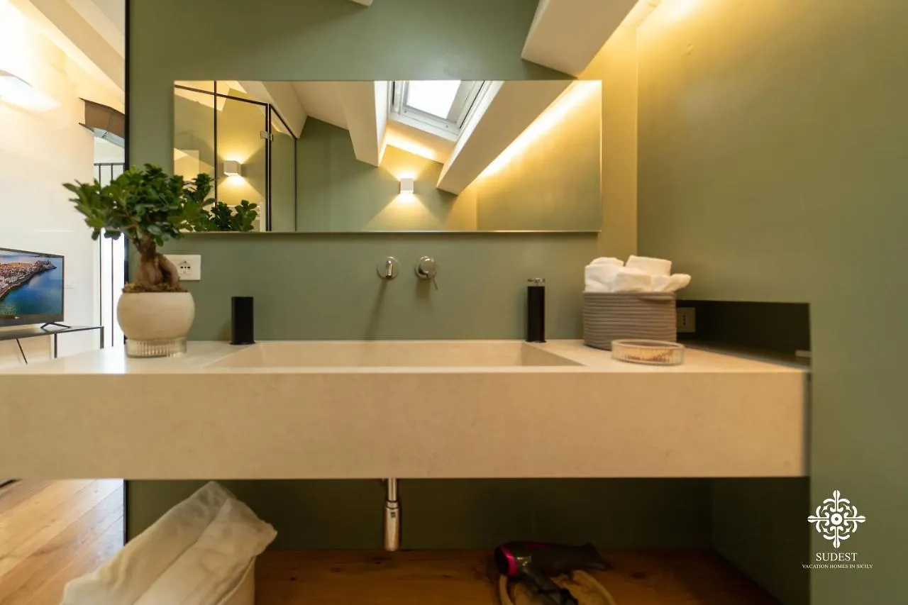 Apartment Suite Elios Ortigia Syracuse Italy