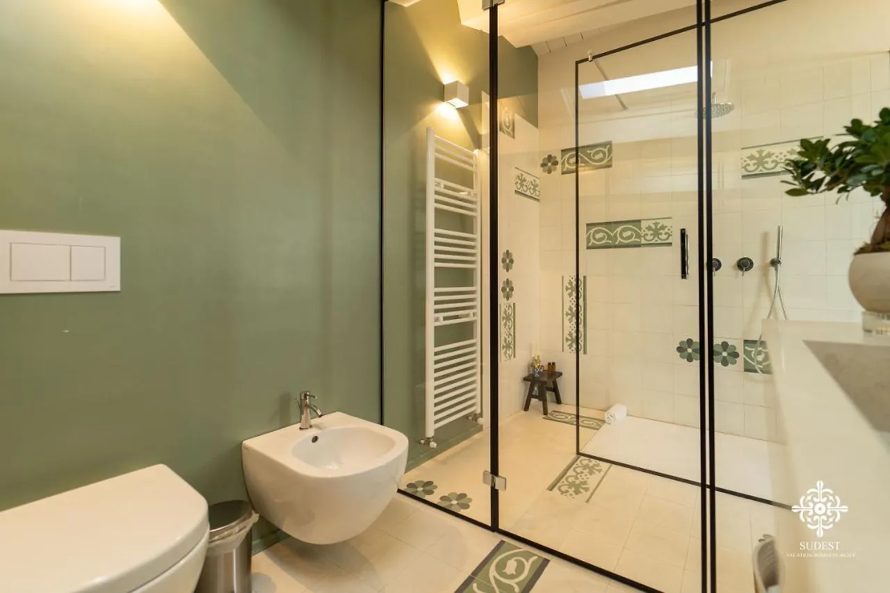Suite Elios Ortigia Syracuse 0*,